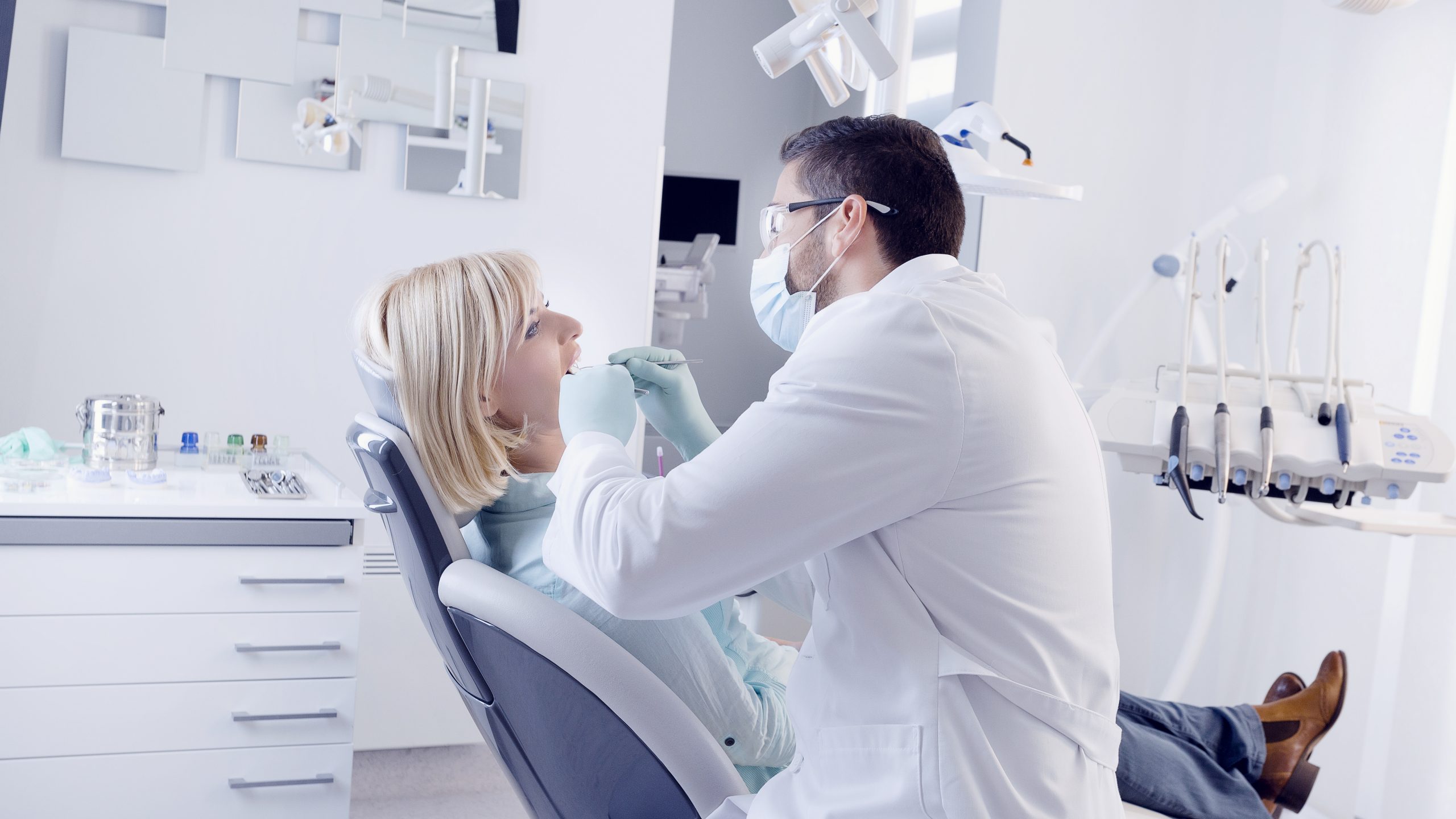 Dentist in Latonia, KY